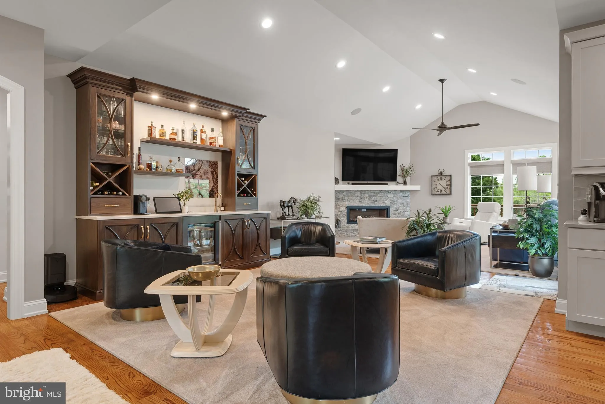 Lancaster, Pennsylvania 17601, United States, 5 Bedrooms Bedrooms, ,3 BathroomsBathrooms,Residential,Coming Soon,179935