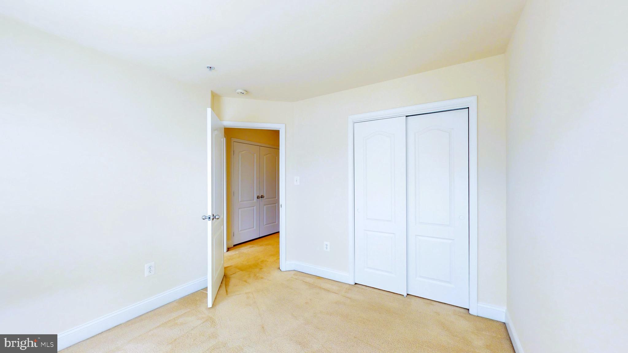 RIVER WATCH - Residential