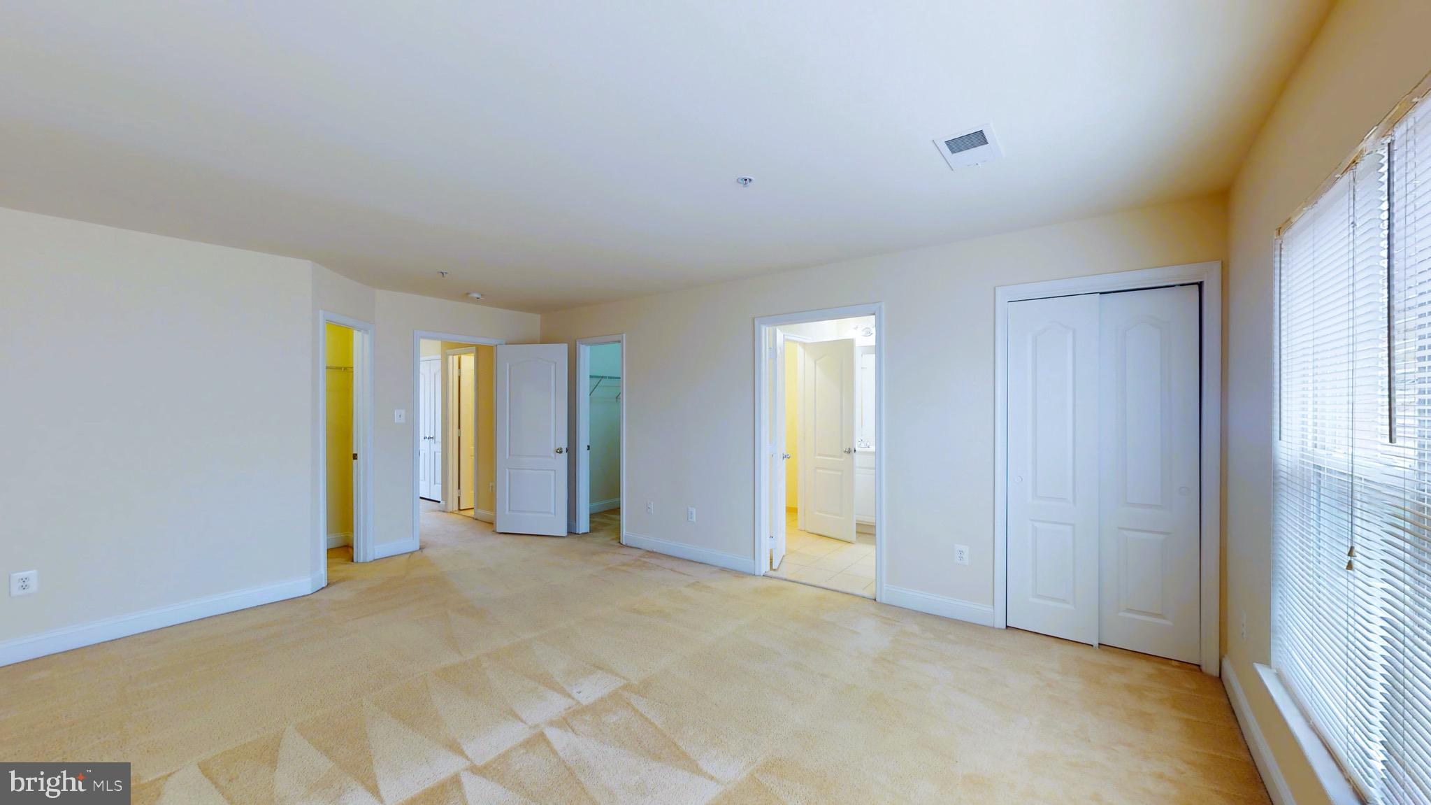 RIVER WATCH - Residential