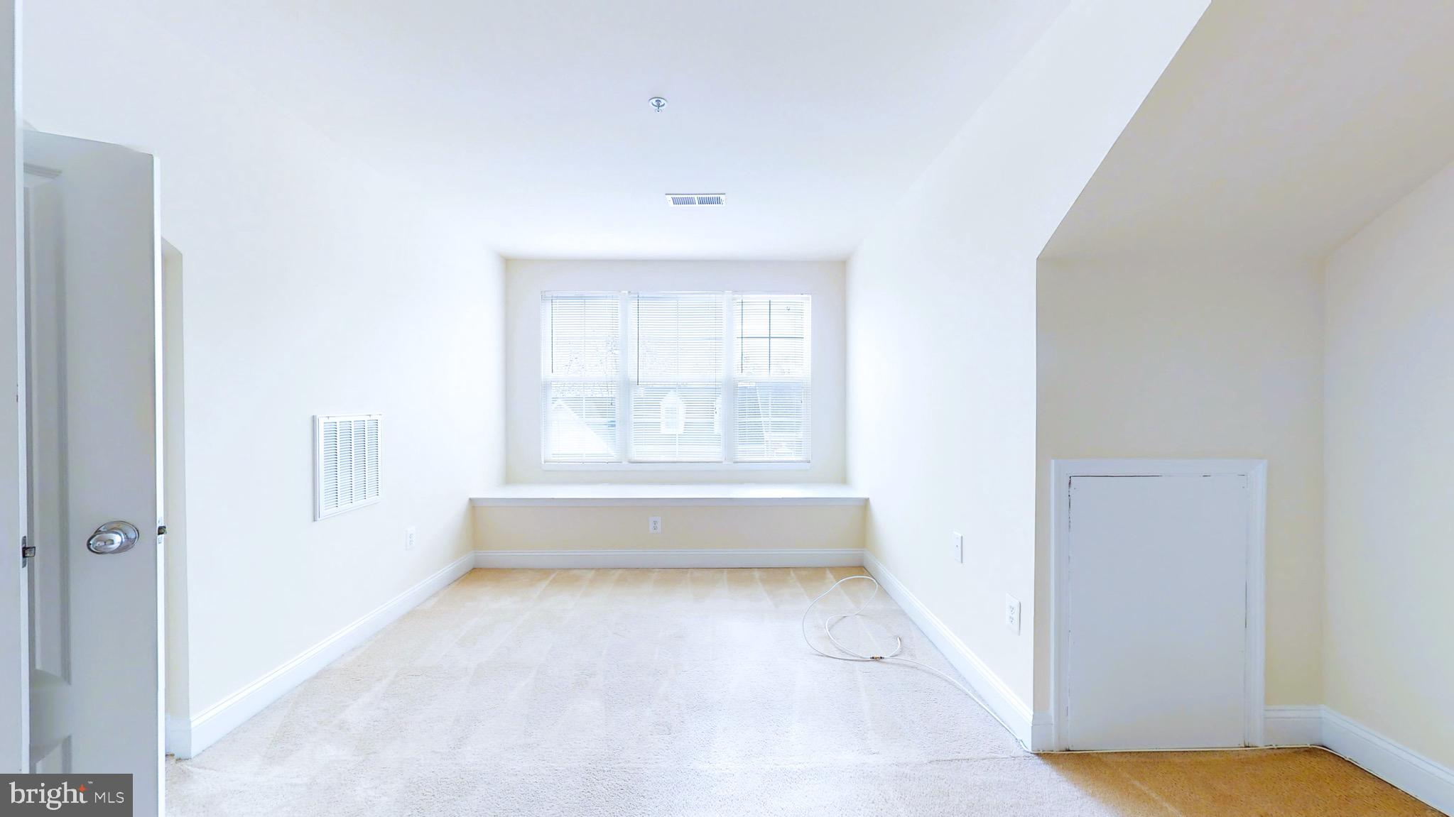 RIVER WATCH - Residential