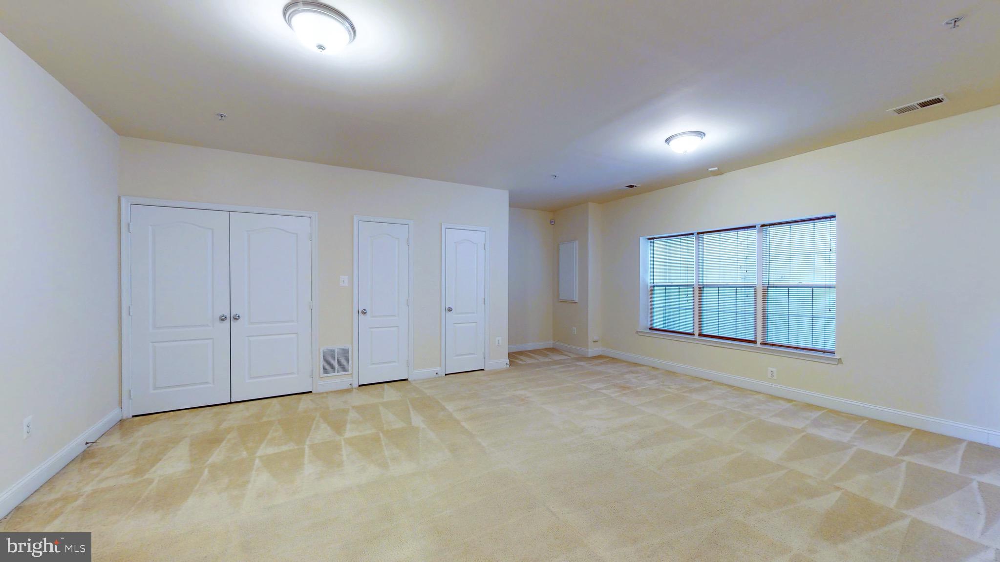 RIVER WATCH - Residential