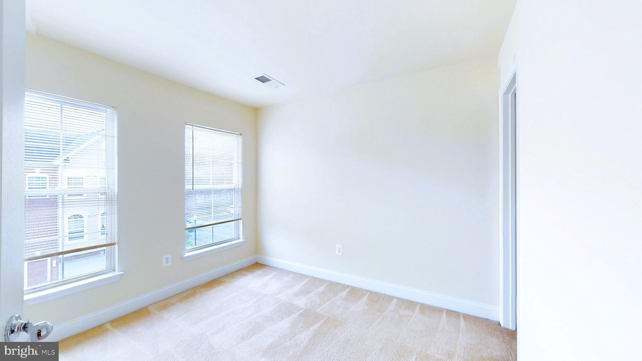 RIVER WATCH - Residential