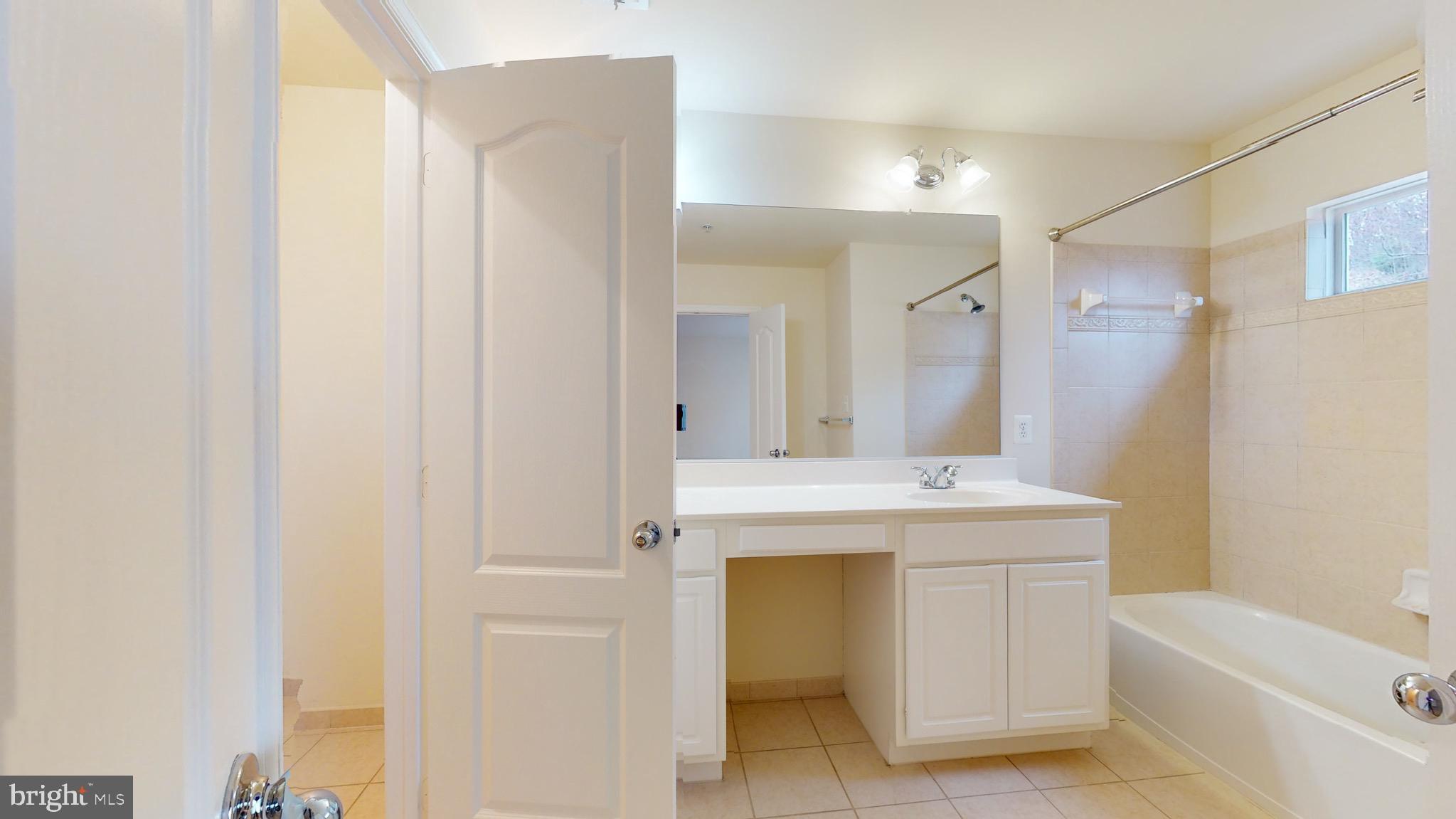 RIVER WATCH - Residential