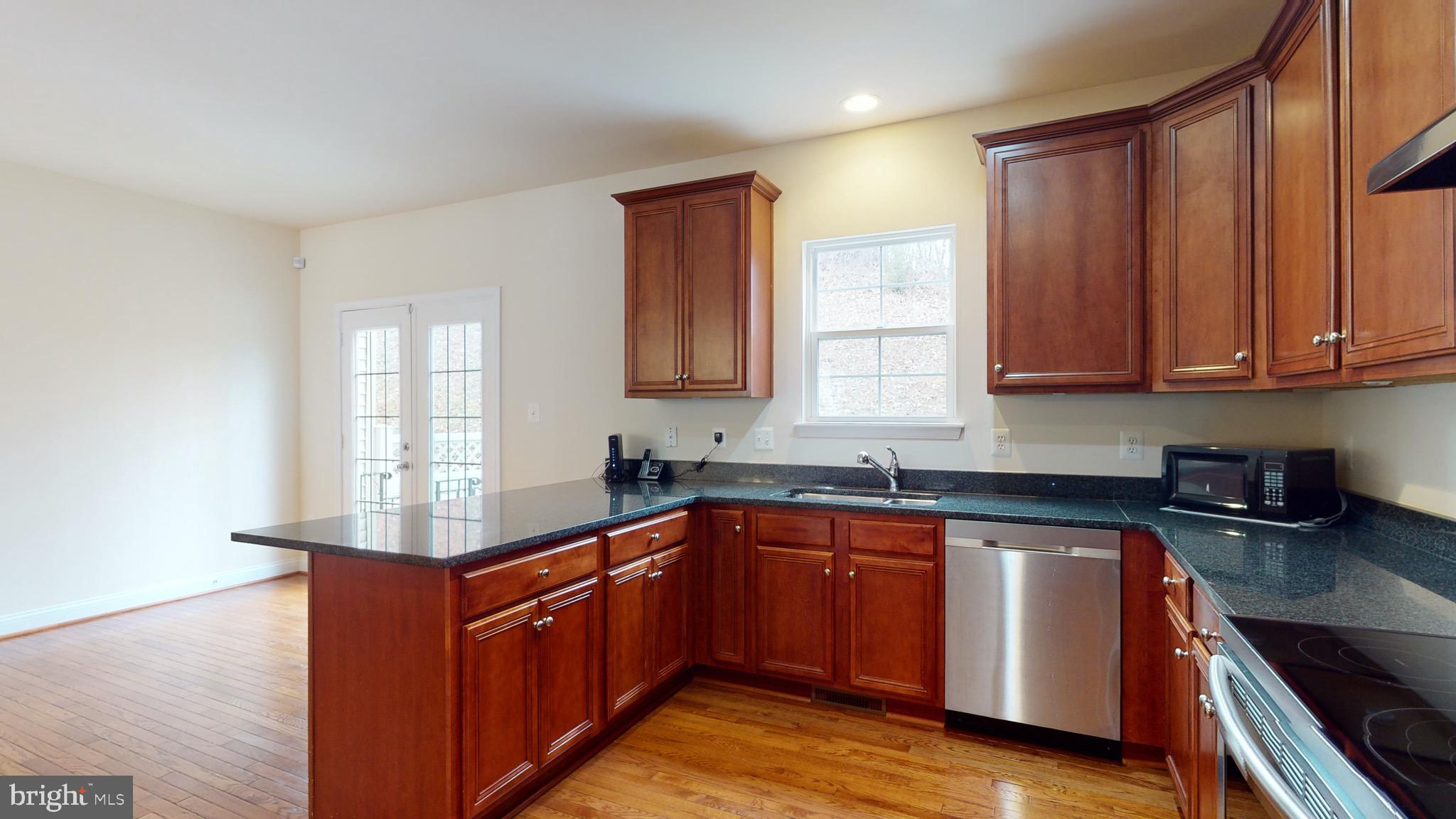 RIVER WATCH - Residential