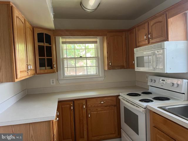 WINTER HILL - Residential Lease