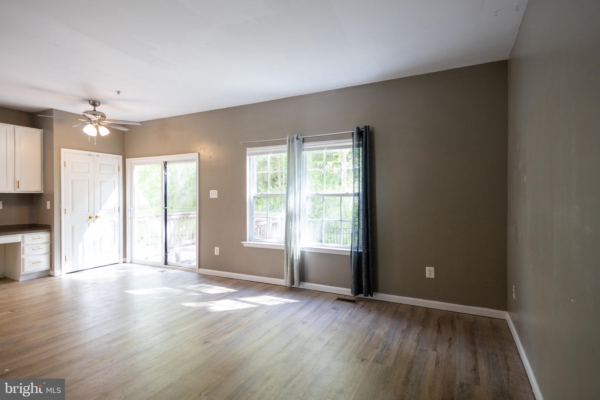 FRENCHTOWN CROSSING - Residential