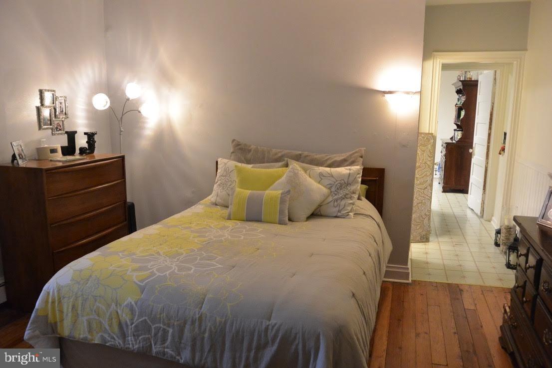 226 E POPLAR STREET 2261/2