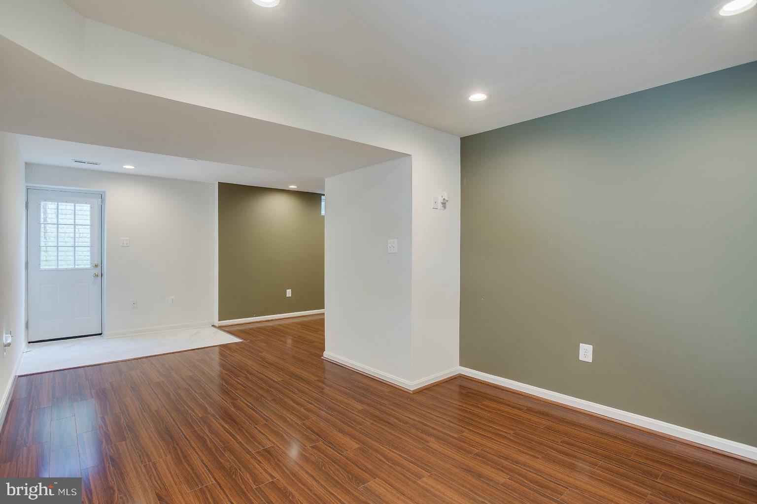 LONGWOOD - Residential