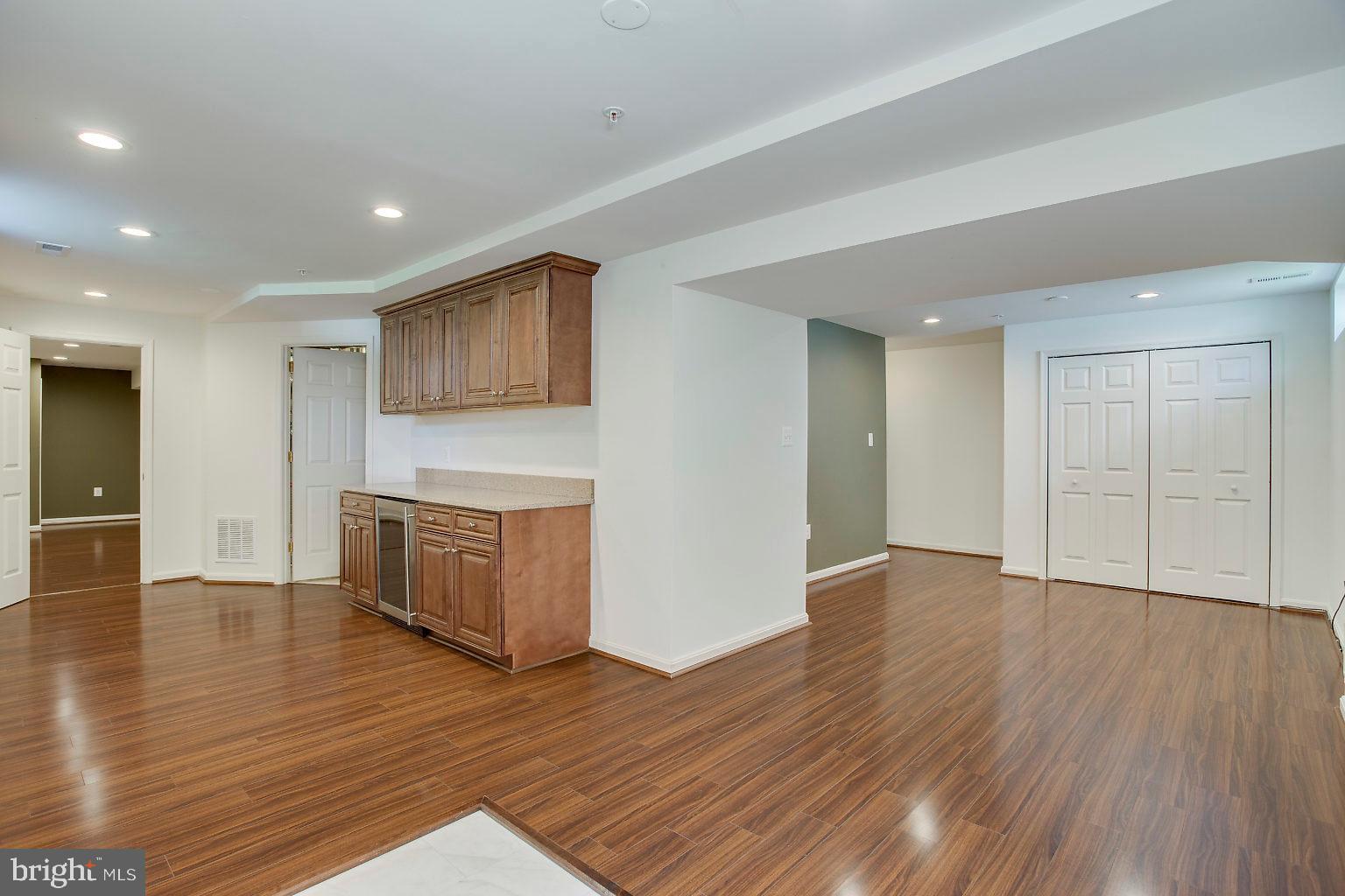 LONGWOOD - Residential