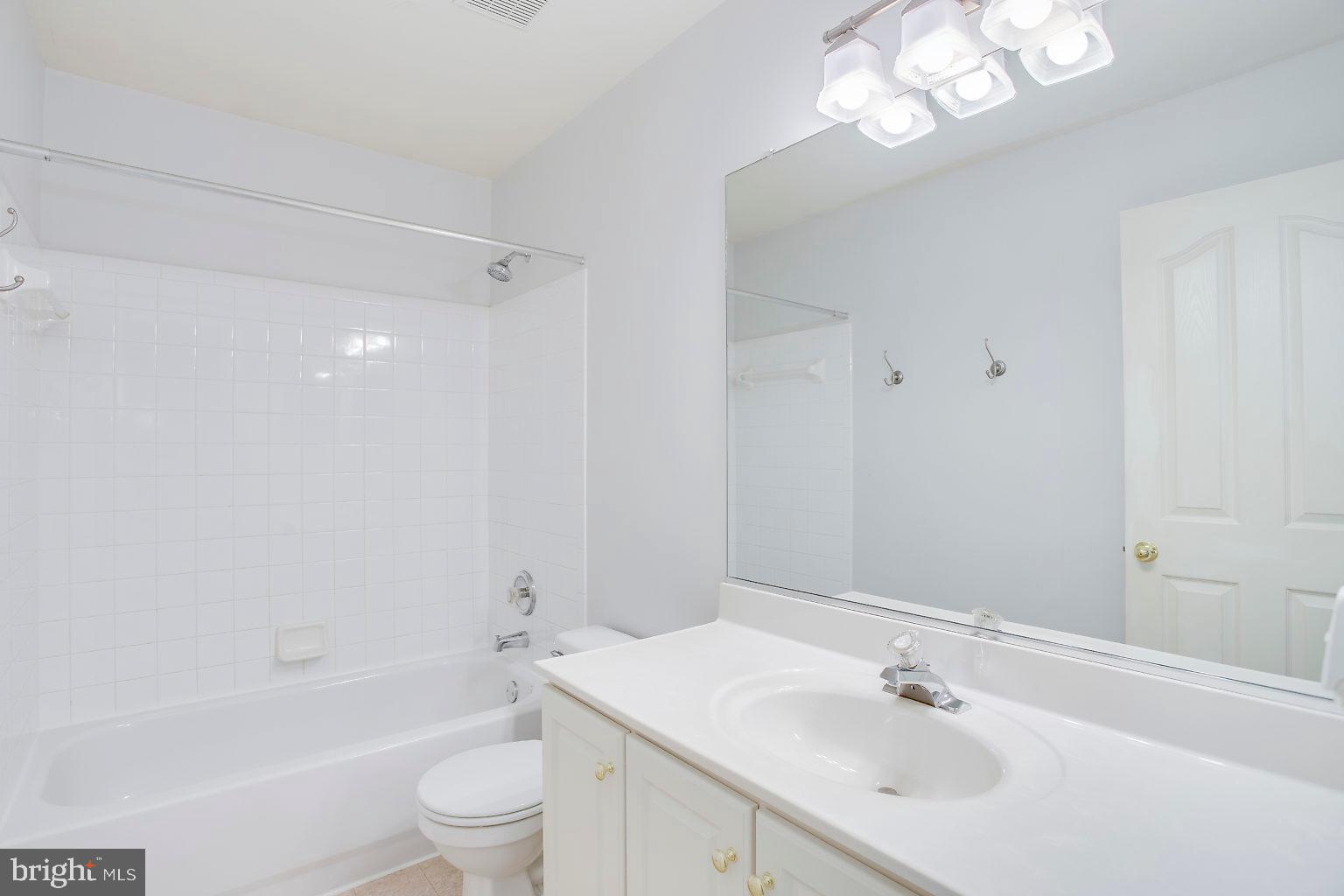 LONGWOOD - Residential