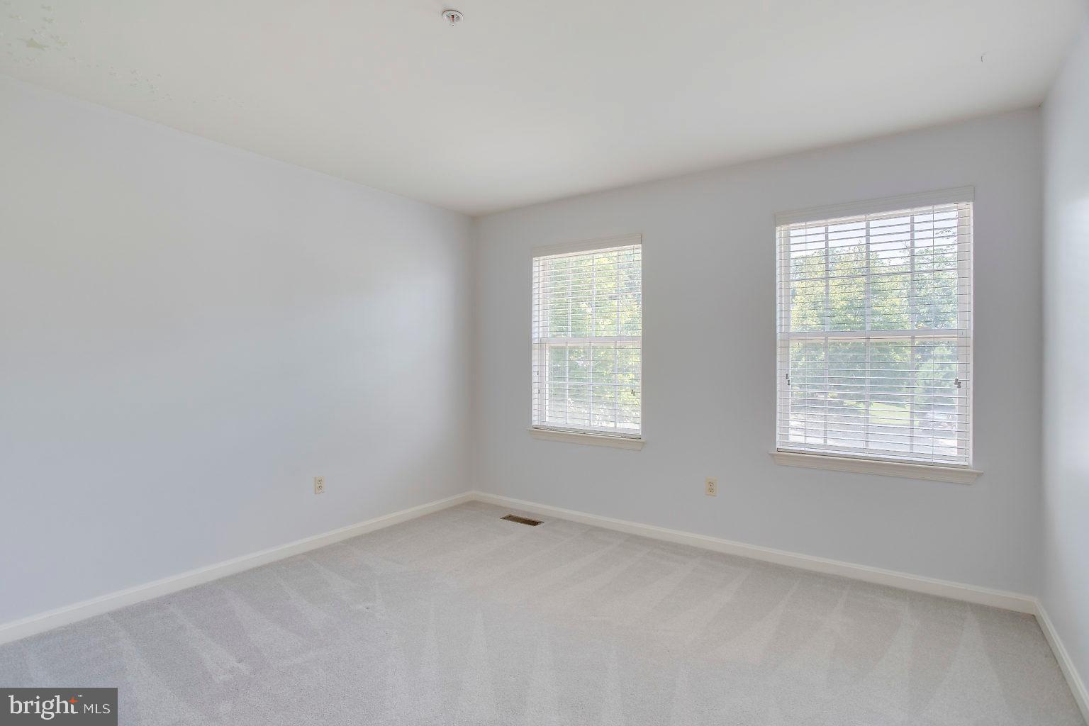 LONGWOOD - Residential