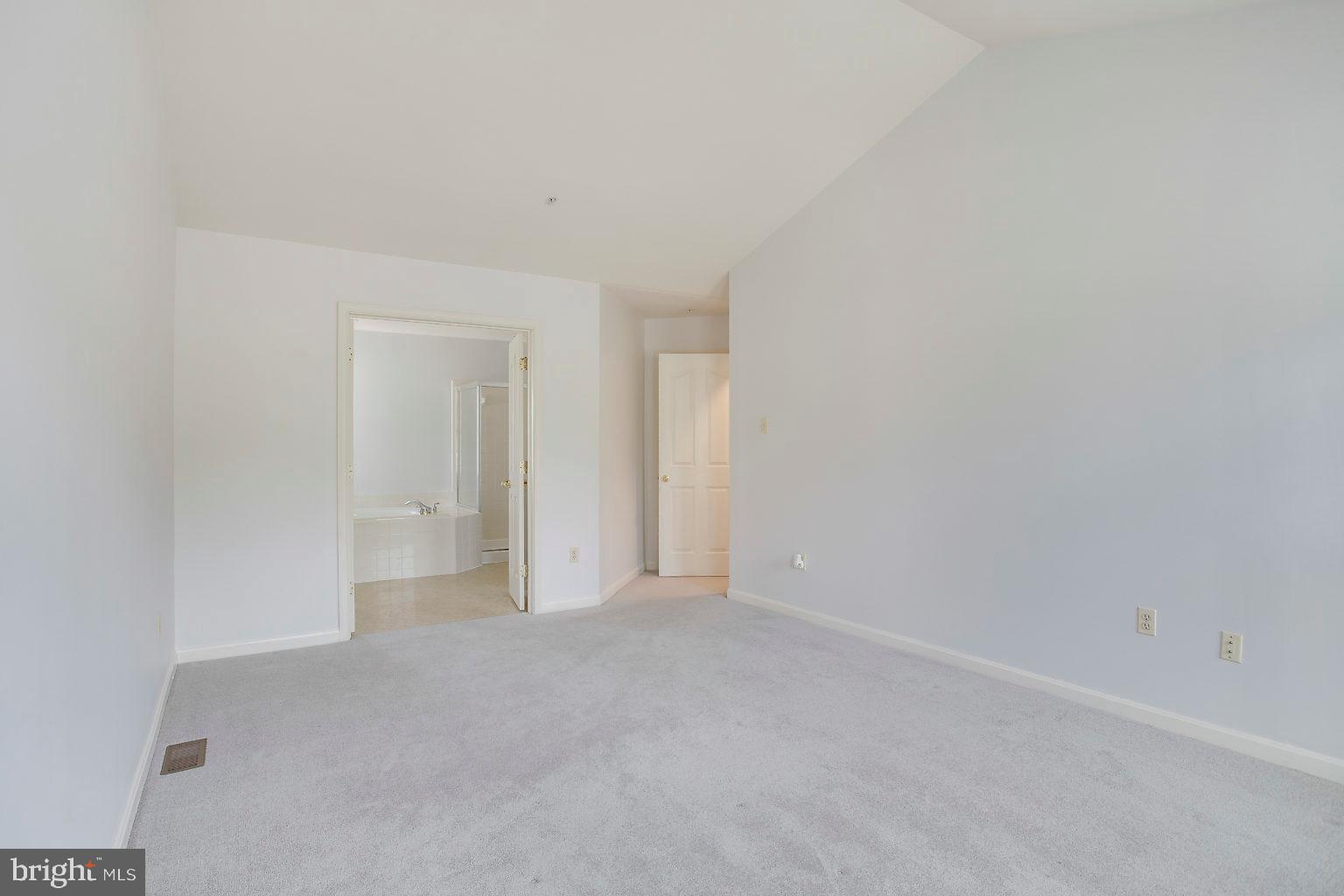 LONGWOOD - Residential