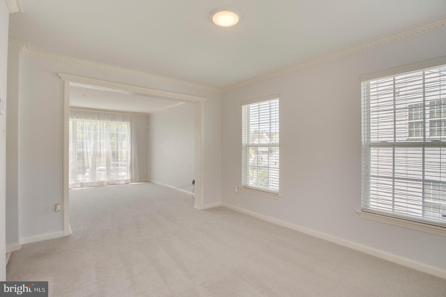 LONGWOOD - Residential