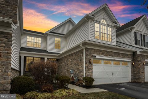 Photo of 334 Wheatsheaf Way, COLLEGEVILLE, PA 19426 (MLS # PAMC2169332)