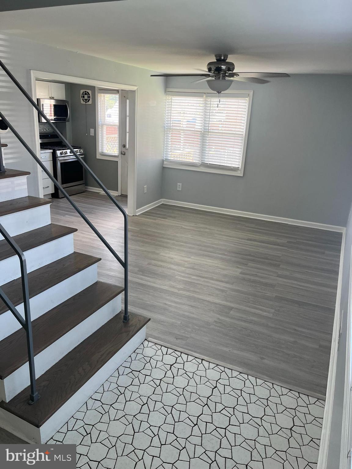 EASTCREST - Residential