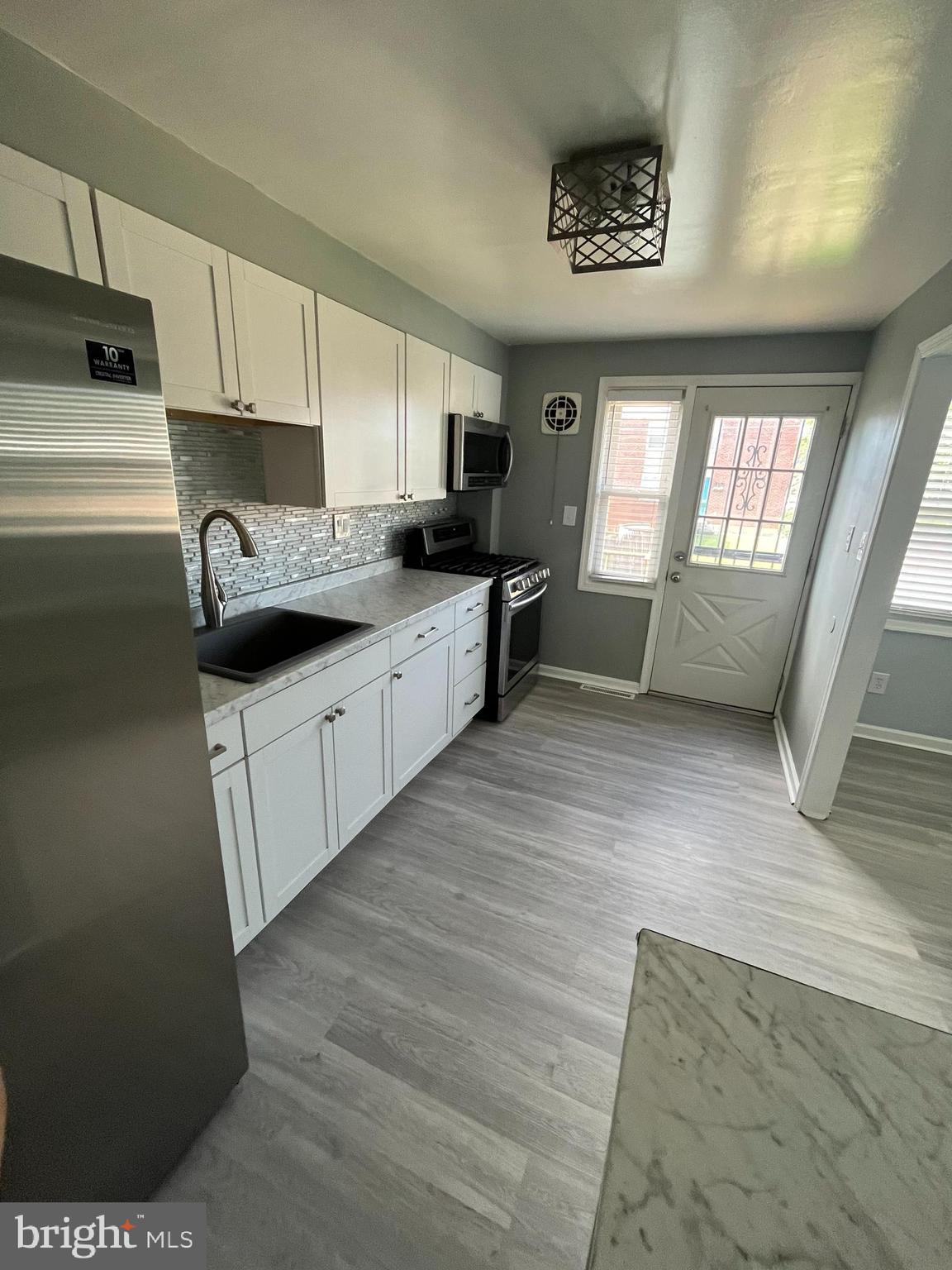 EASTCREST - Residential