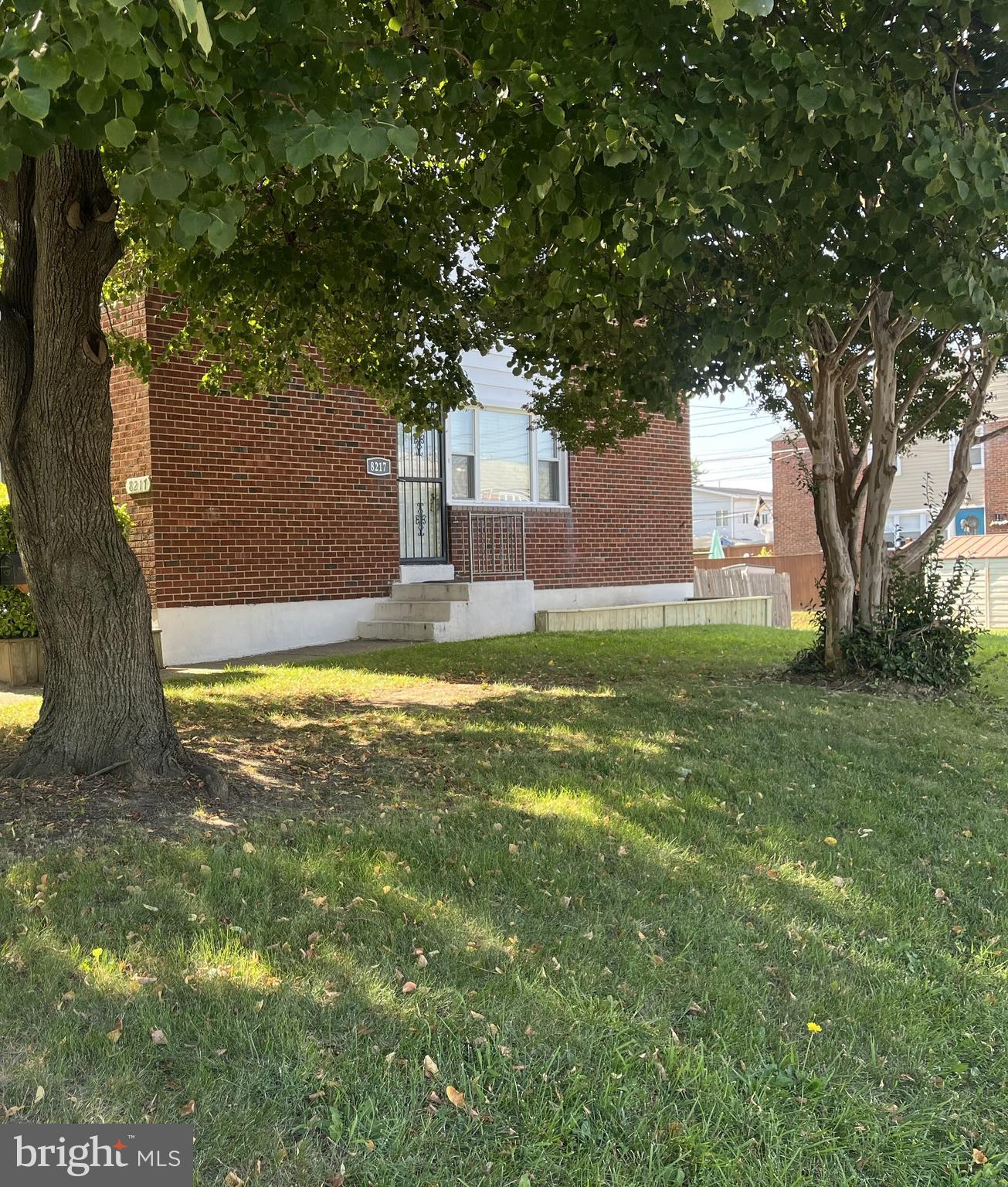 EASTCREST - Residential