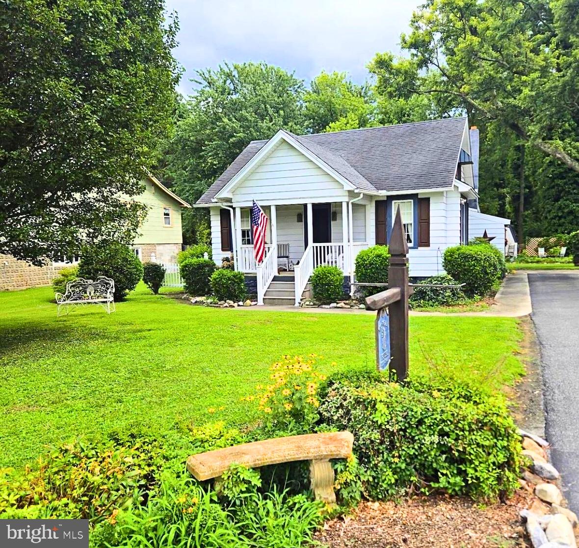 YOUR FUTURE AWAITS! Charming 3-bedroom, 1-bath cottage with boundless potential. Imagine crafting your perfect home in this space, featuring custom details rarely seen in this price range. The current owner's thoughtful touches have transformed this house into a quaint and cozy sanctuary, a true retreat from the everyday. With a bit of vision and TLC, this adorable property is ready to be personalized, ideal for vacationers, first-time buyers, investors, or anyone ready to make their mark. Seize this opportunity to build the life you've been dreaming o in this wonderful home!