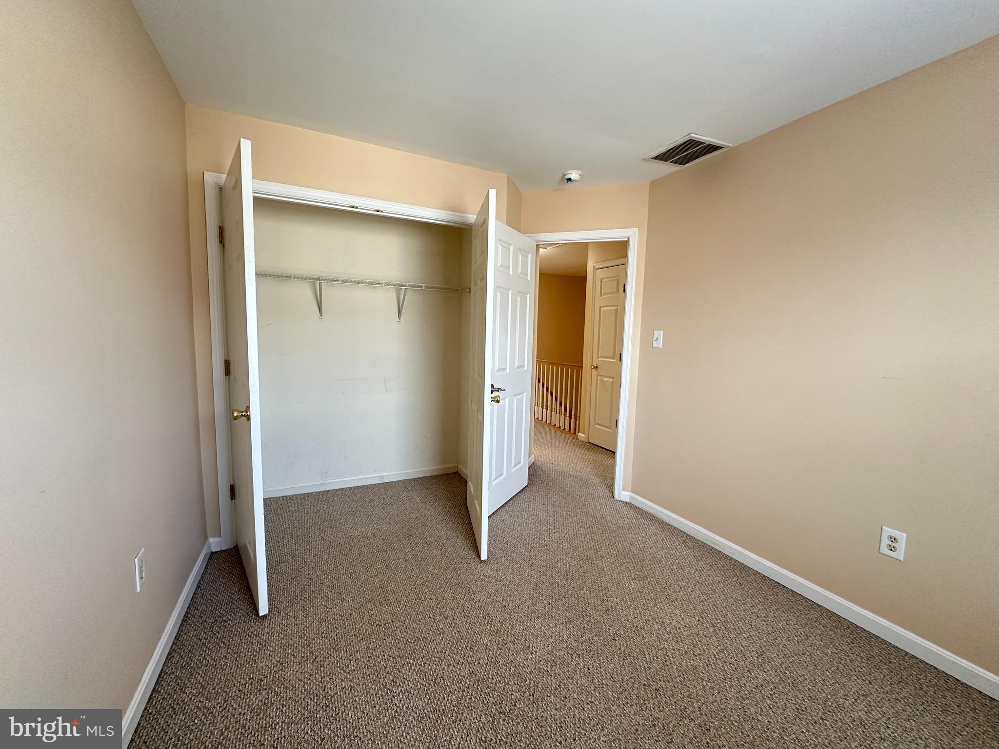 MCNAIR FARMS LANDBAY 11 - Residential Lease