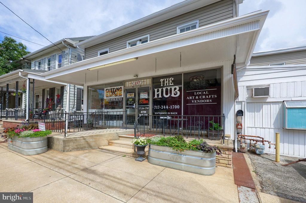 Photo of 157 E Broadway, RED LION, PA 17356 (MLS # PAYK2088624)