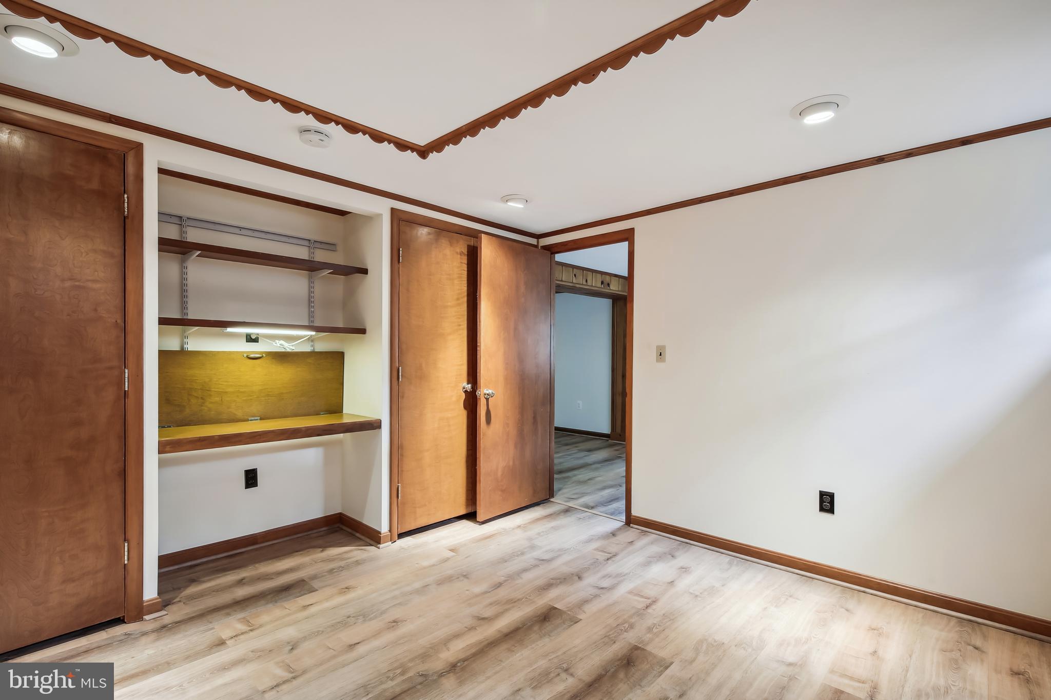 BERKSHIRE OAKWOOD - Residential