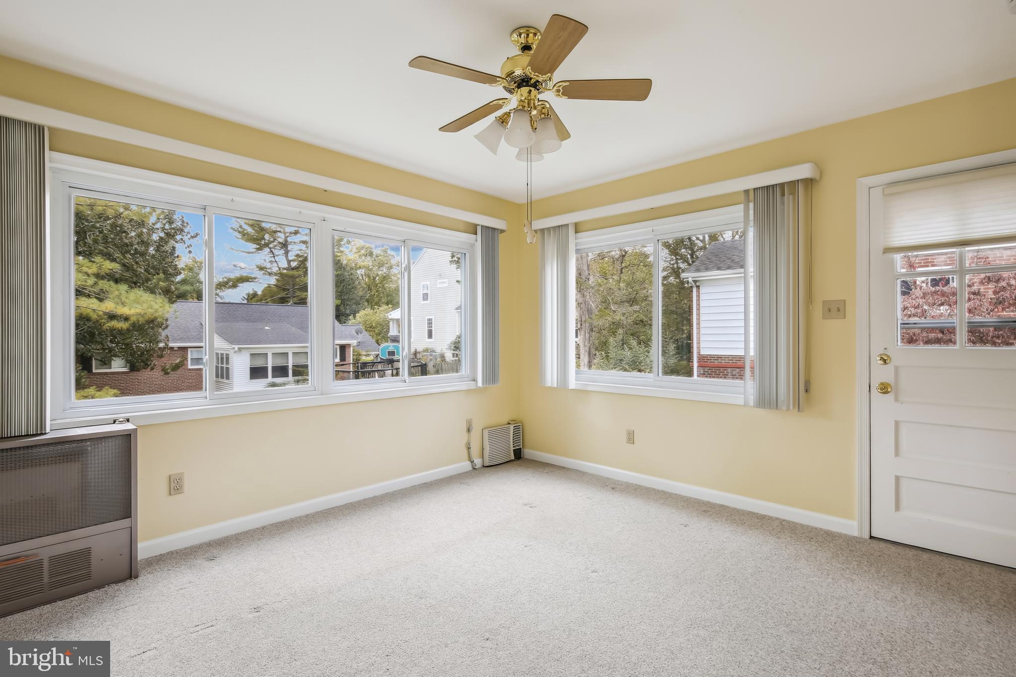 BERKSHIRE OAKWOOD - Residential