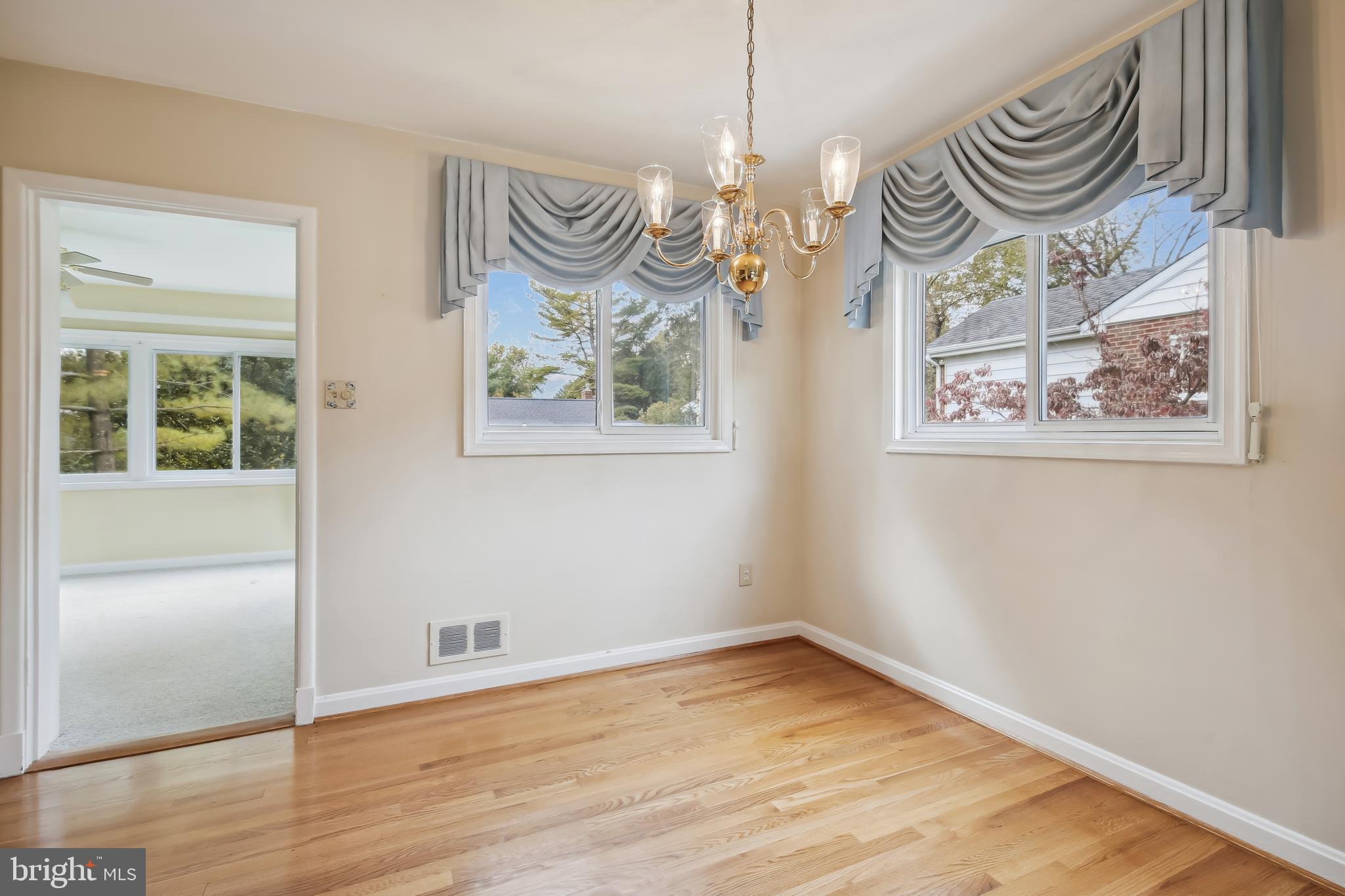 BERKSHIRE OAKWOOD - Residential