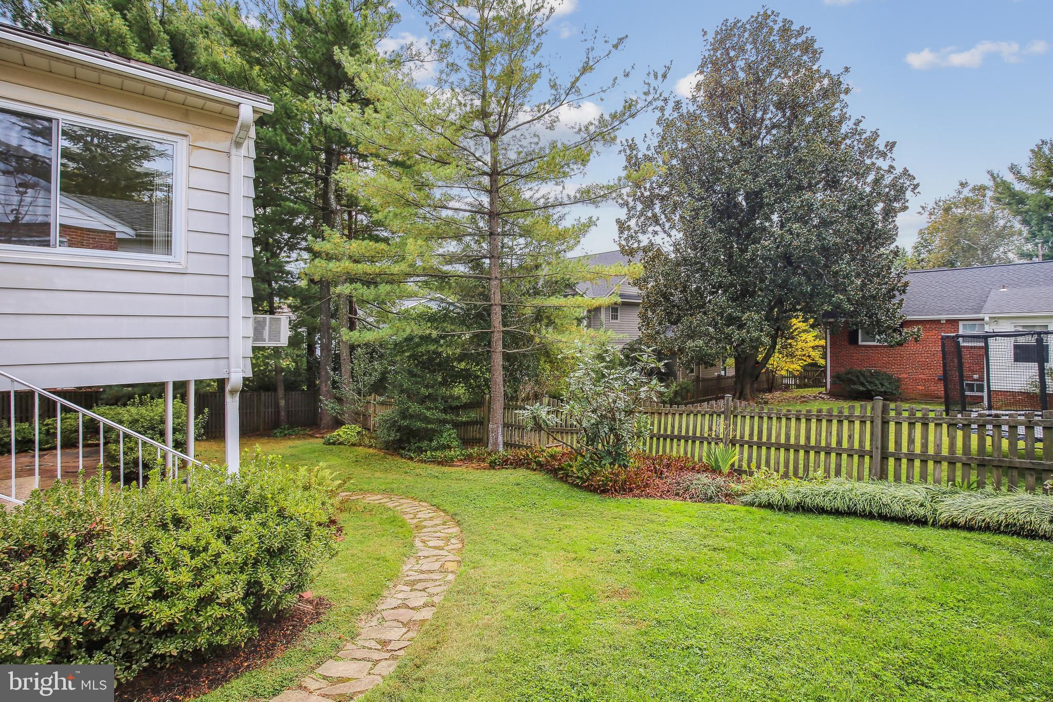 BERKSHIRE OAKWOOD - Residential