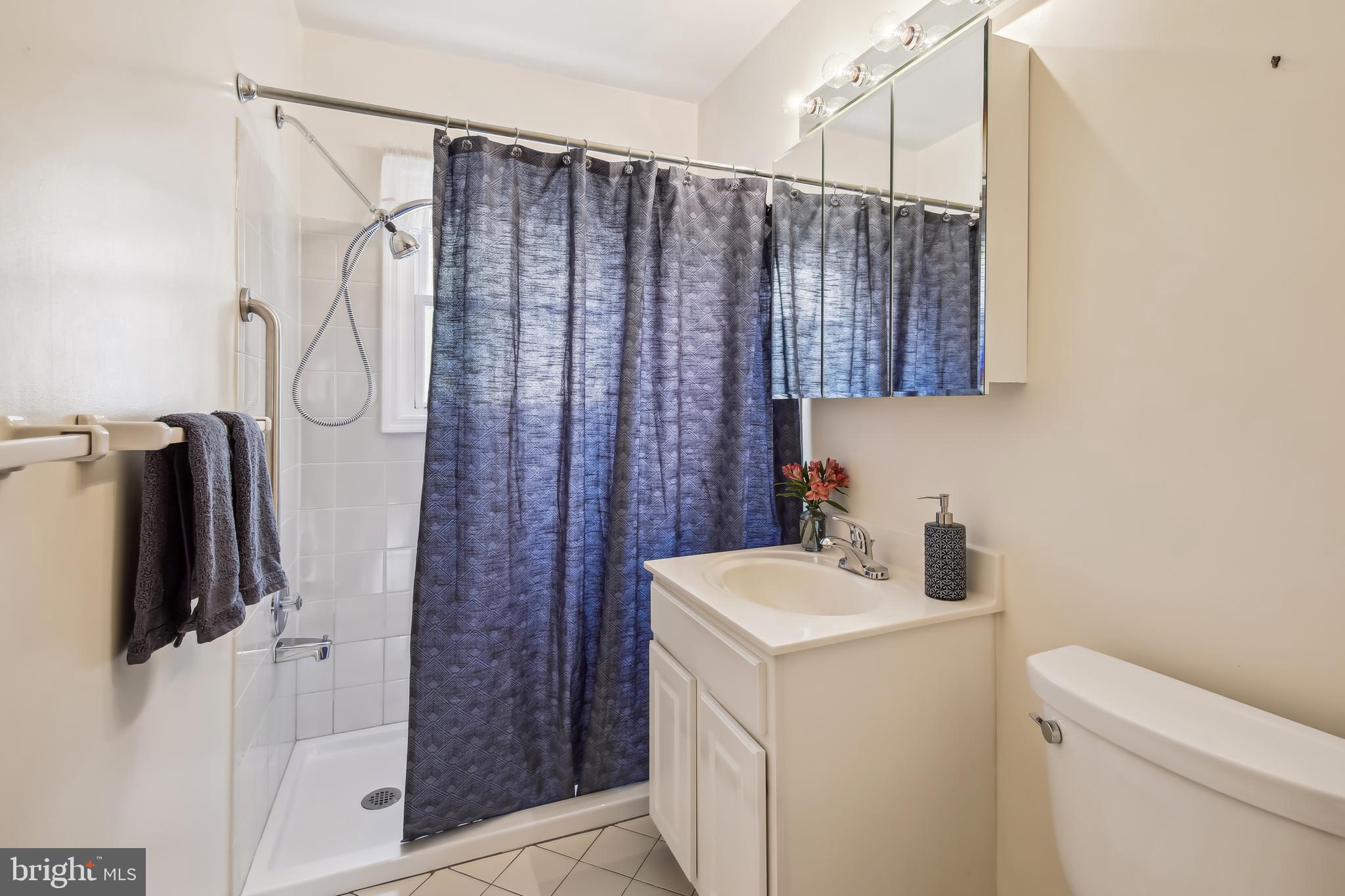 BERKSHIRE OAKWOOD - Residential