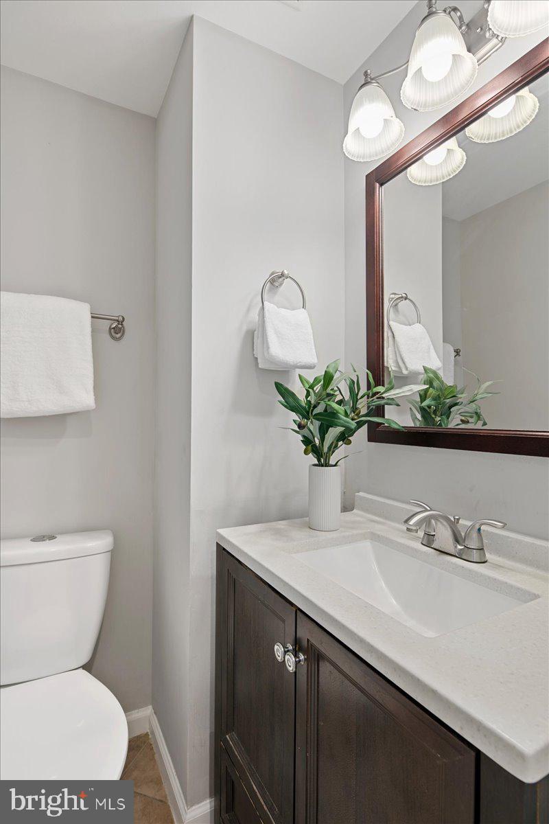 HUNTER VILLAGE - Residential