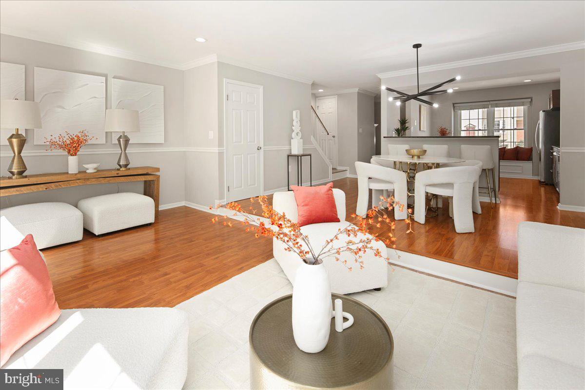 HUNTER VILLAGE - Residential