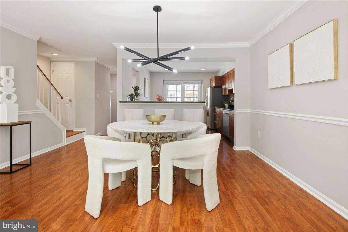 HUNTER VILLAGE - Residential