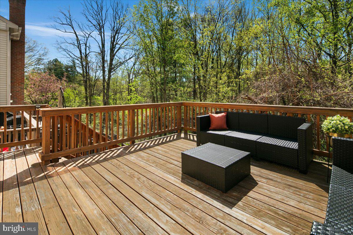 HUNTER VILLAGE - Residential