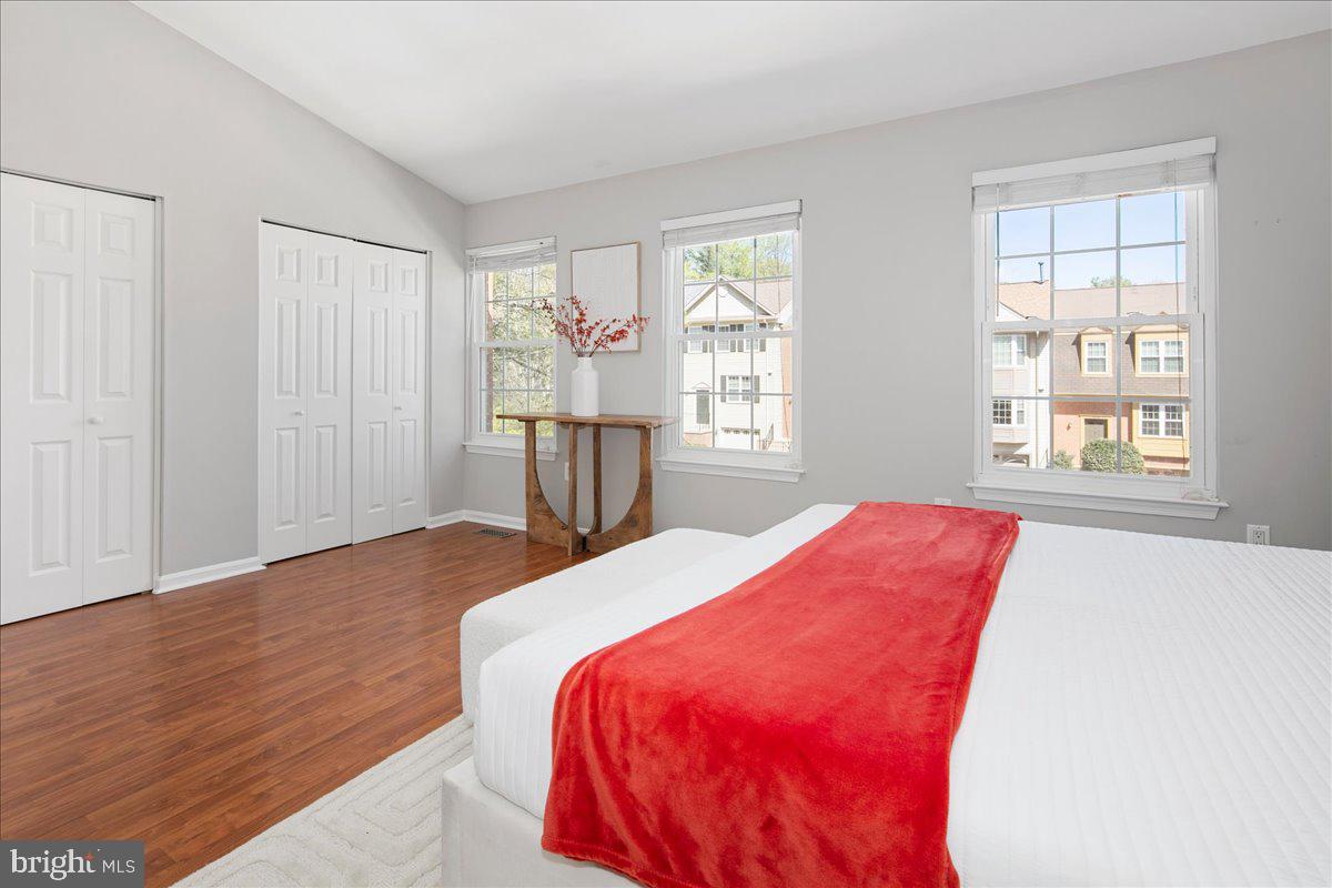 HUNTER VILLAGE - Residential