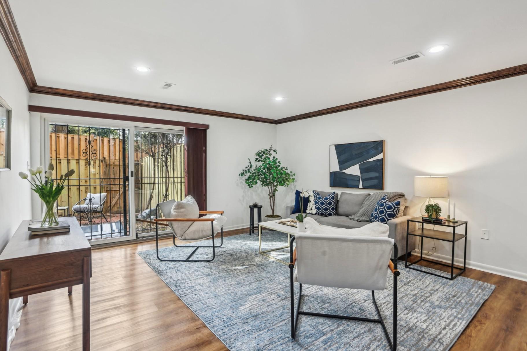 502 BRUMMEL COURT NW