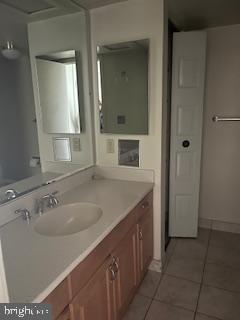 SKYLINE SQUARE CONDO - Residential Lease