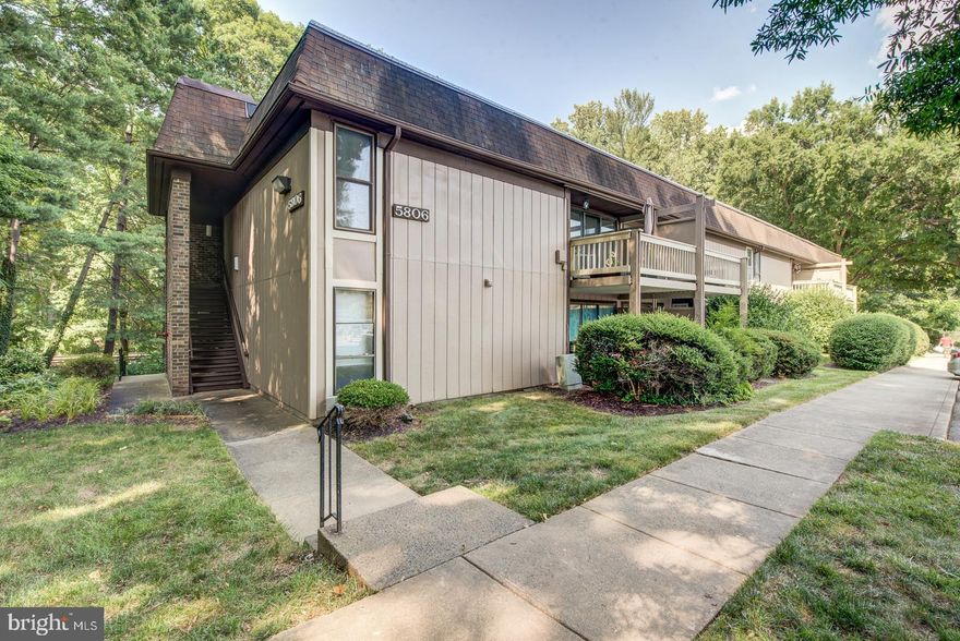 Welcome to this charming 2-bedroom condo in a prime Springfield location! This delightful 2-bedroom, 1-bath condominium offers a perfect blend of comfort and convenience, ideal for anyone looking for a cozy place to call home. Step inside to find a spacious living area with wall-to-wall carpet that creates a warm and inviting atmosphere throughout the unit. The well-appointed kitchen features brand-new appliances. One of the standout features of this condo is the in-unit laundry, ensuring that laundry day is both simple and convenient. The community offers fantastic amenities, including a playground for the little ones and a refreshing pool for those hot summer days. The location is unbeatable, with quick access to major roads such as I-495 and I-95, making commuting easier and more flexible. Excellent schools are just around the corner,  providing a wonderful environment for families. You'll also love the proximity to a variety of dining and shopping options. Springfield Town Center is just a few minutes away, offering lots of restaurants, shops, and entertainment venues.
Don’t miss out on this wonderful opportunity to own a charming condo in a prime location. Schedule your visit today and experience the best of Springfield living!