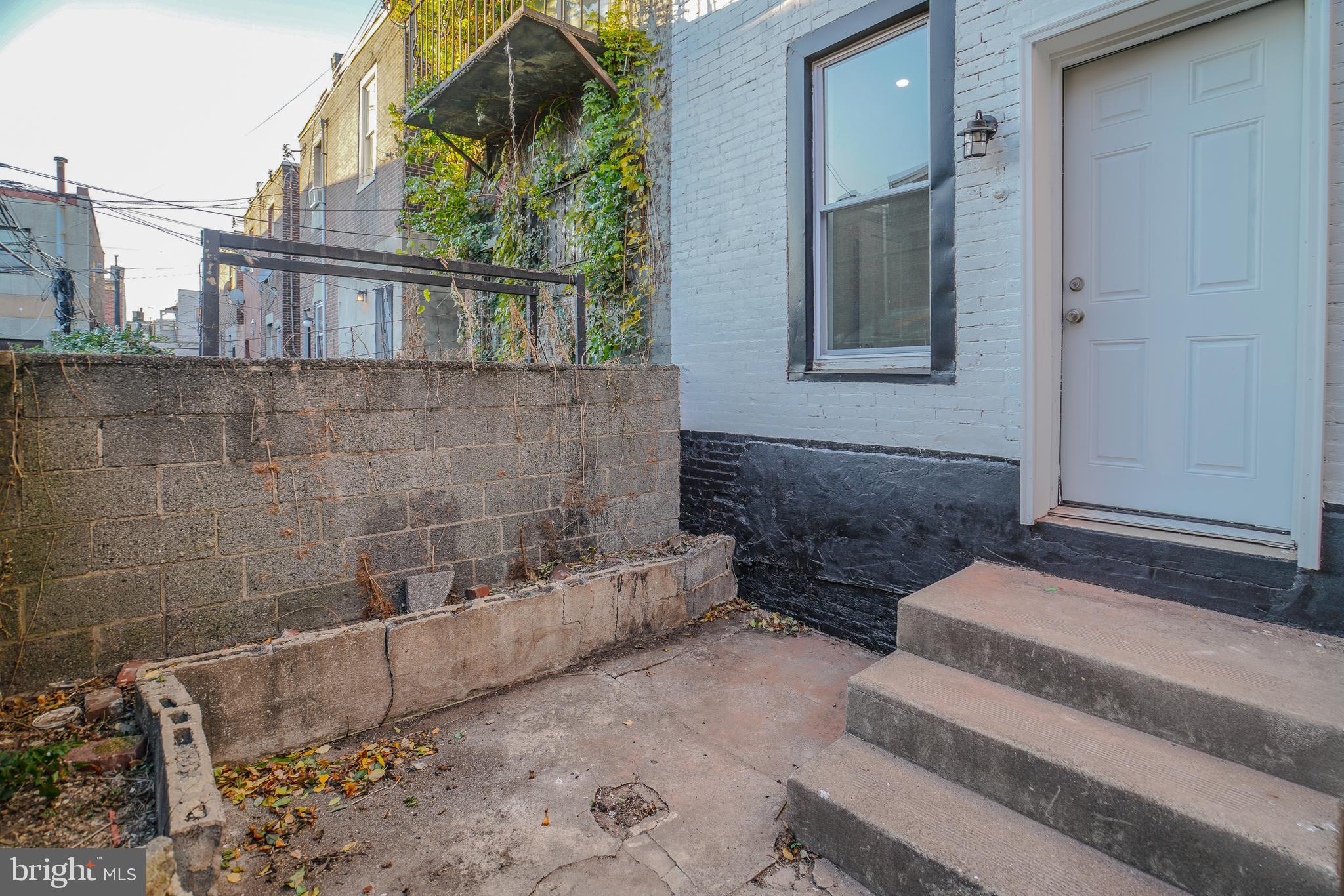WEST PASSYUNK - Residential Income