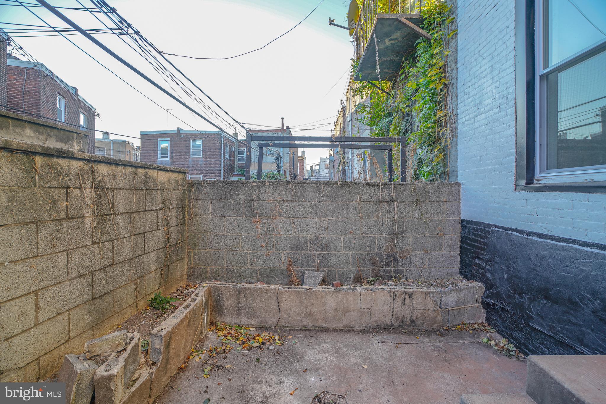 WEST PASSYUNK - Residential Income