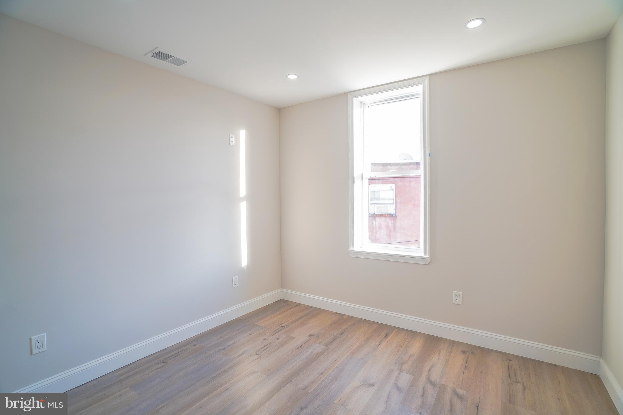 WEST PASSYUNK - Residential Income