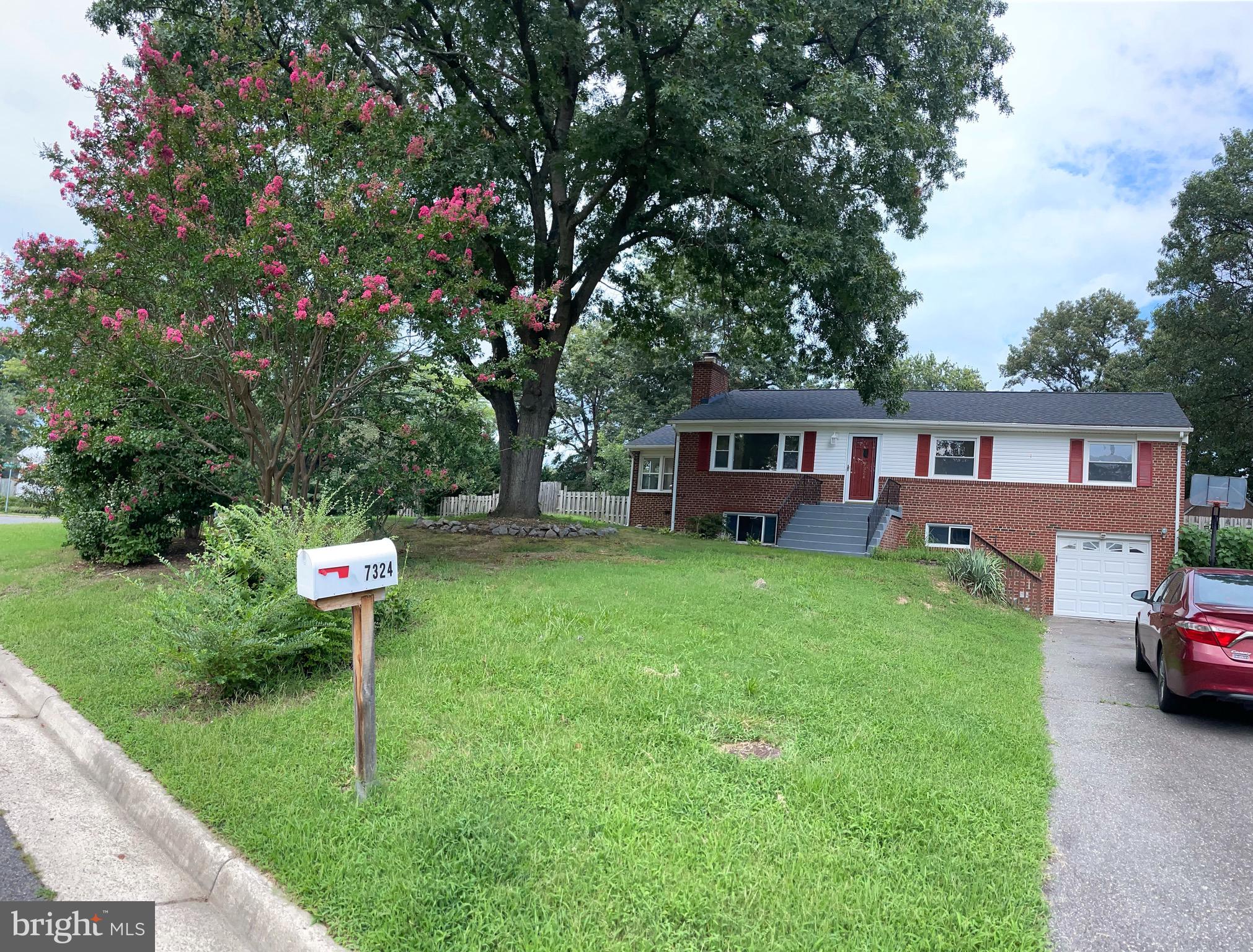 BEVERLY FOREST - Residential