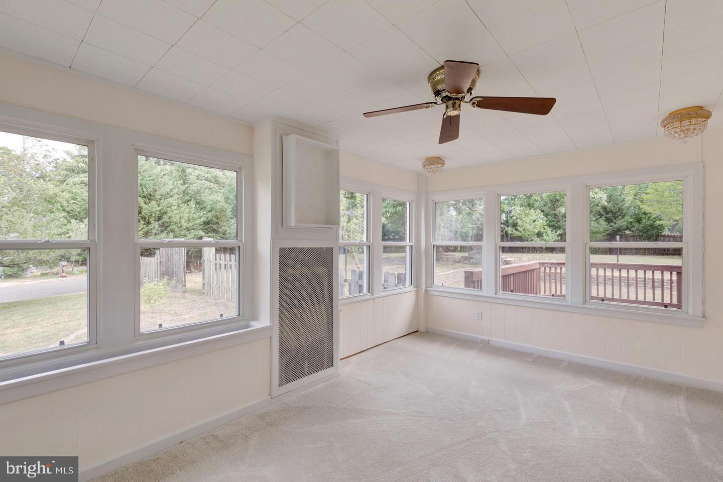 BEVERLY FOREST - Residential