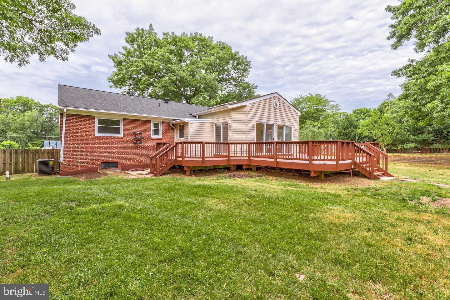 BEVERLY FOREST - Residential