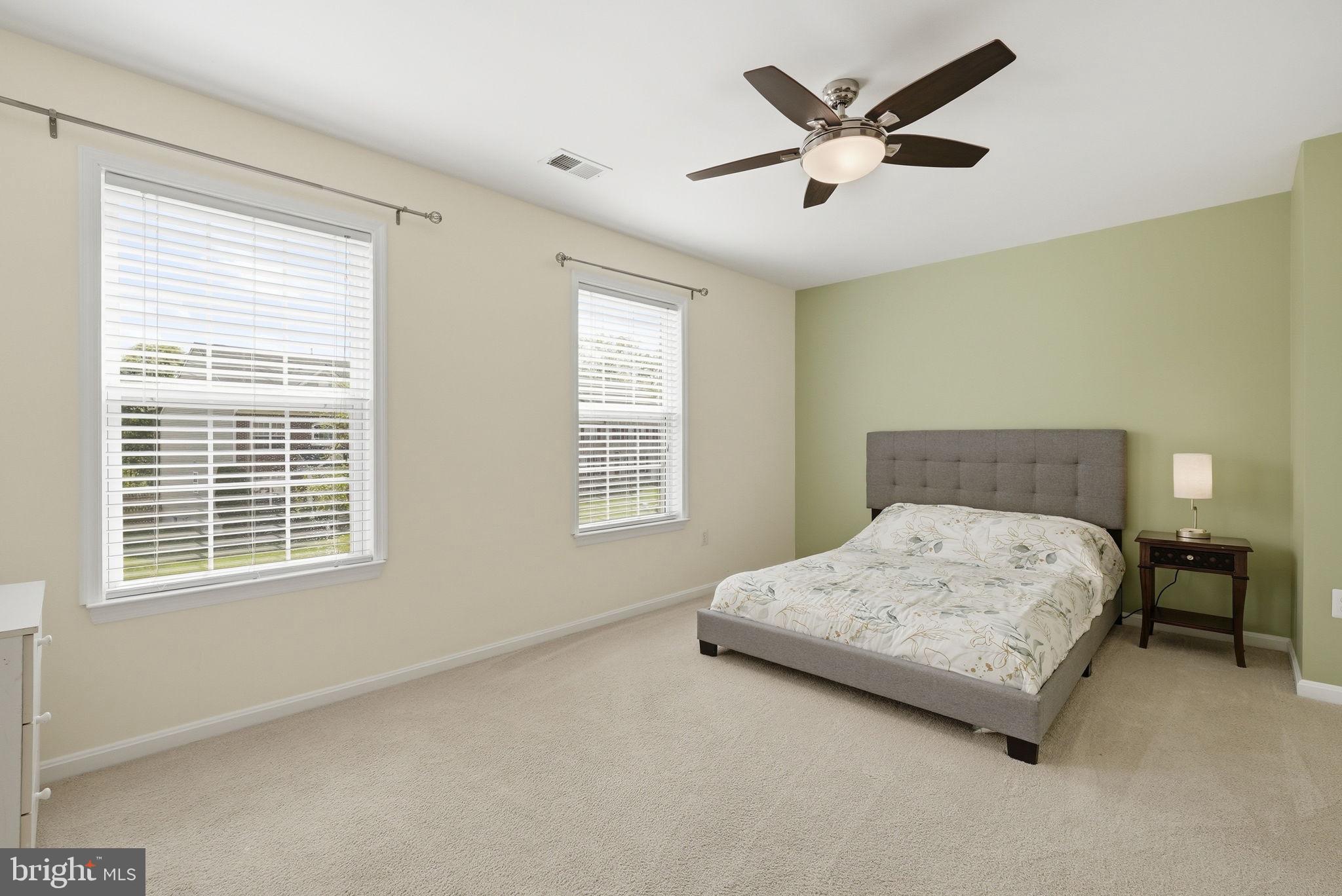 NEW DOMINION HUNT ESTATE - Residential