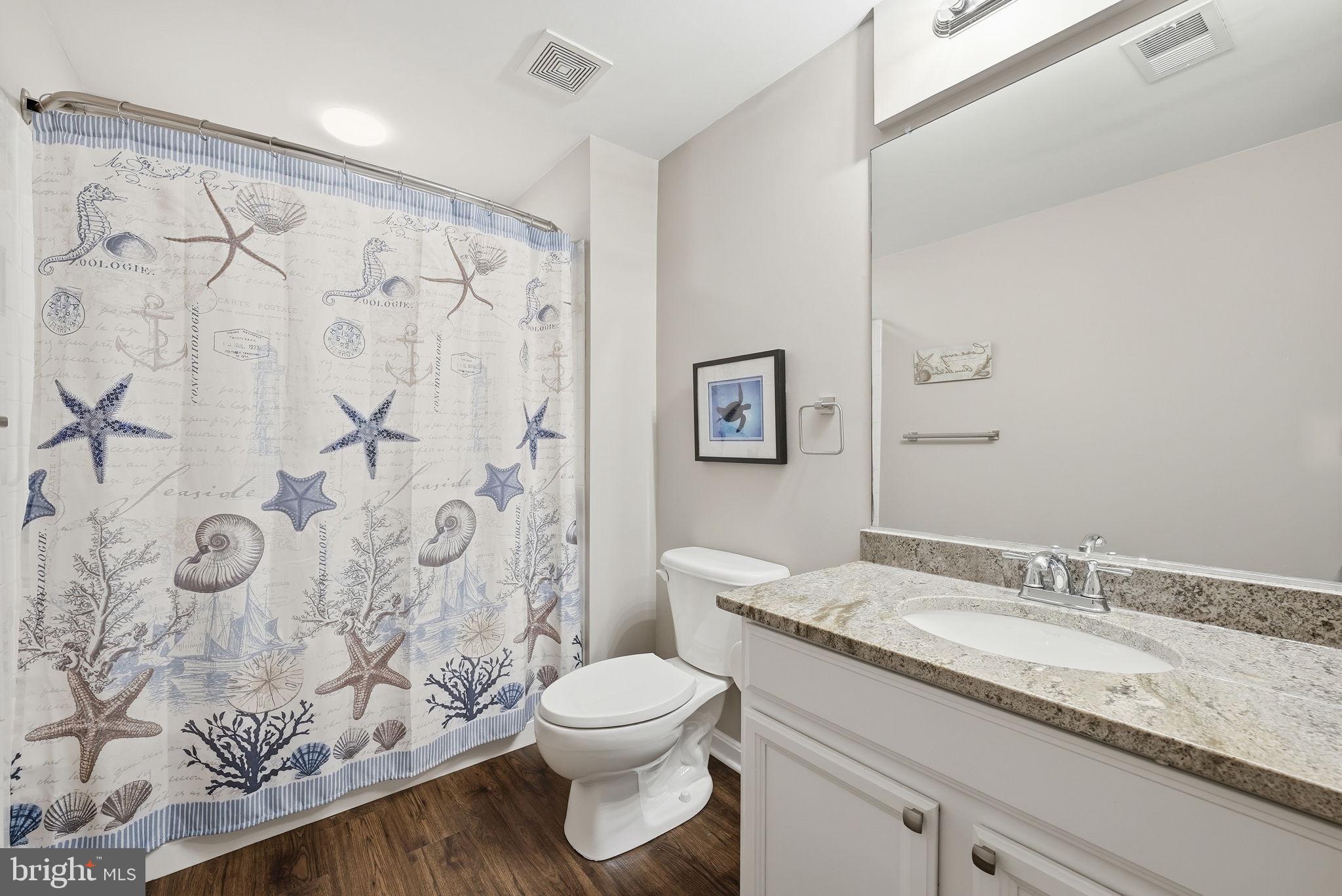 NEW DOMINION HUNT ESTATE - Residential