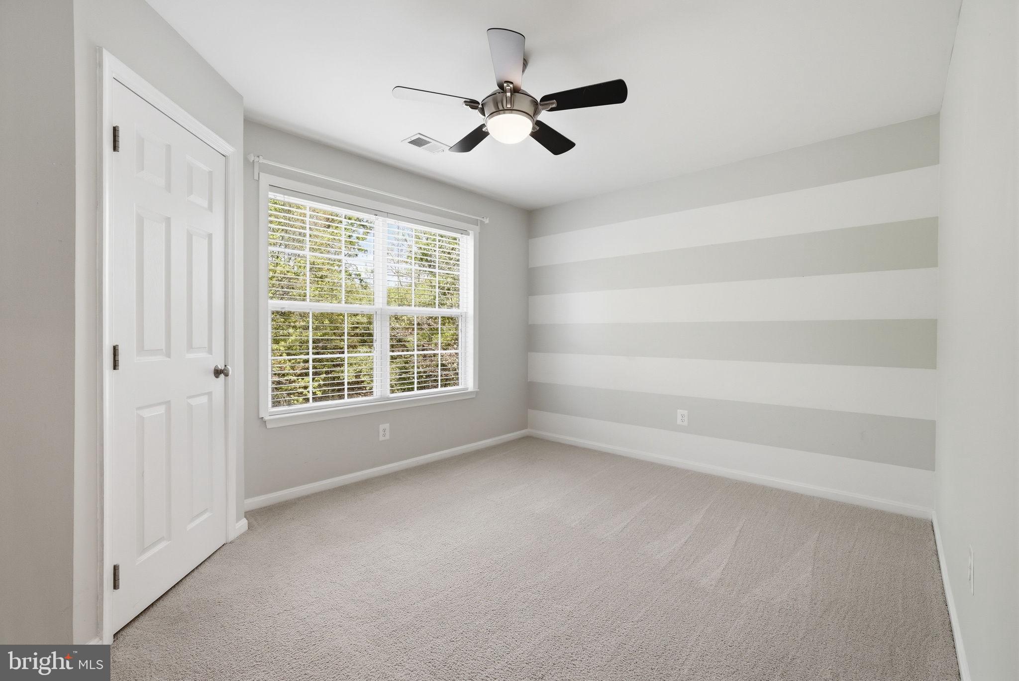 NEW DOMINION HUNT ESTATE - Residential