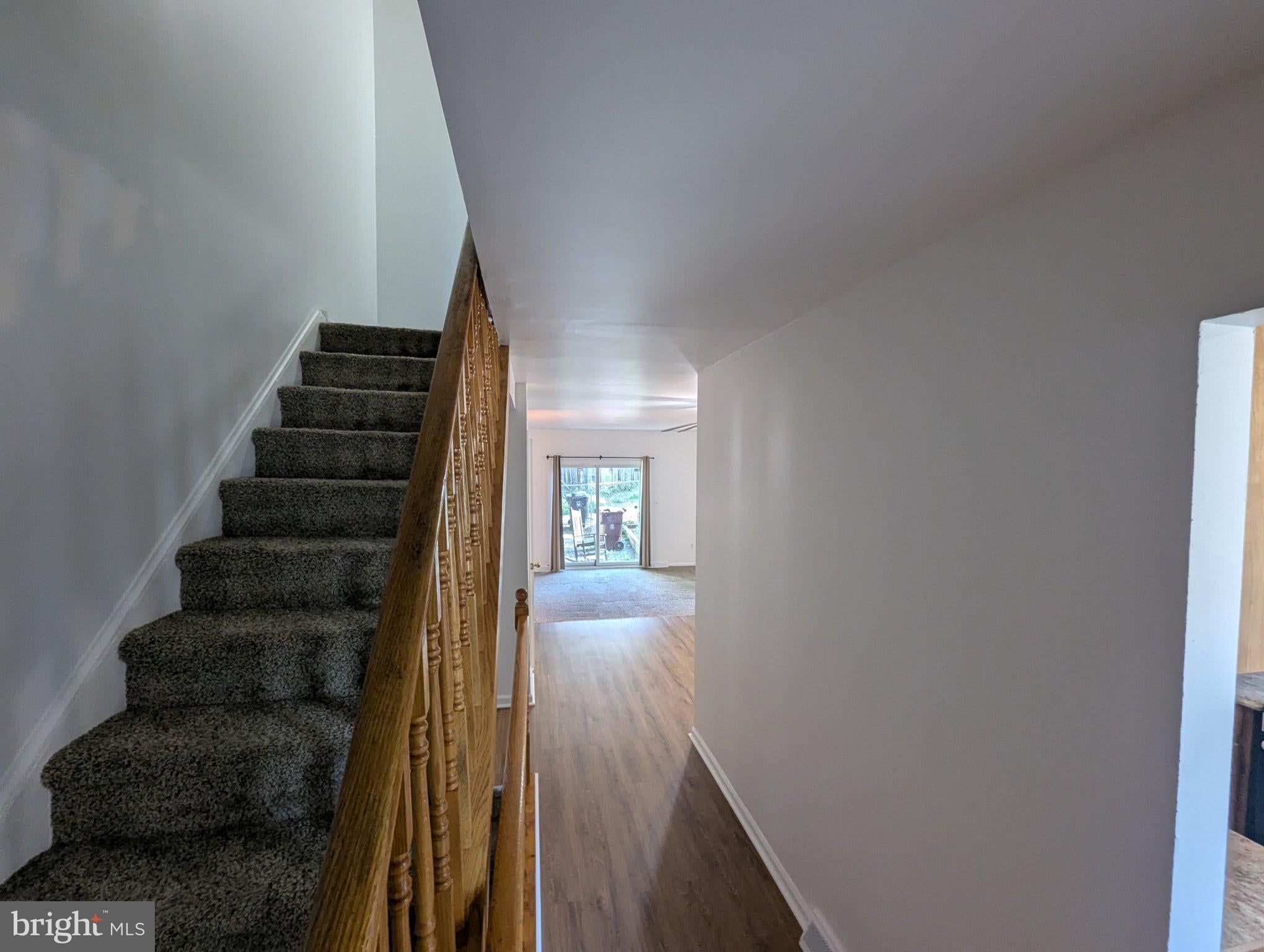 525 W 3RD STREET