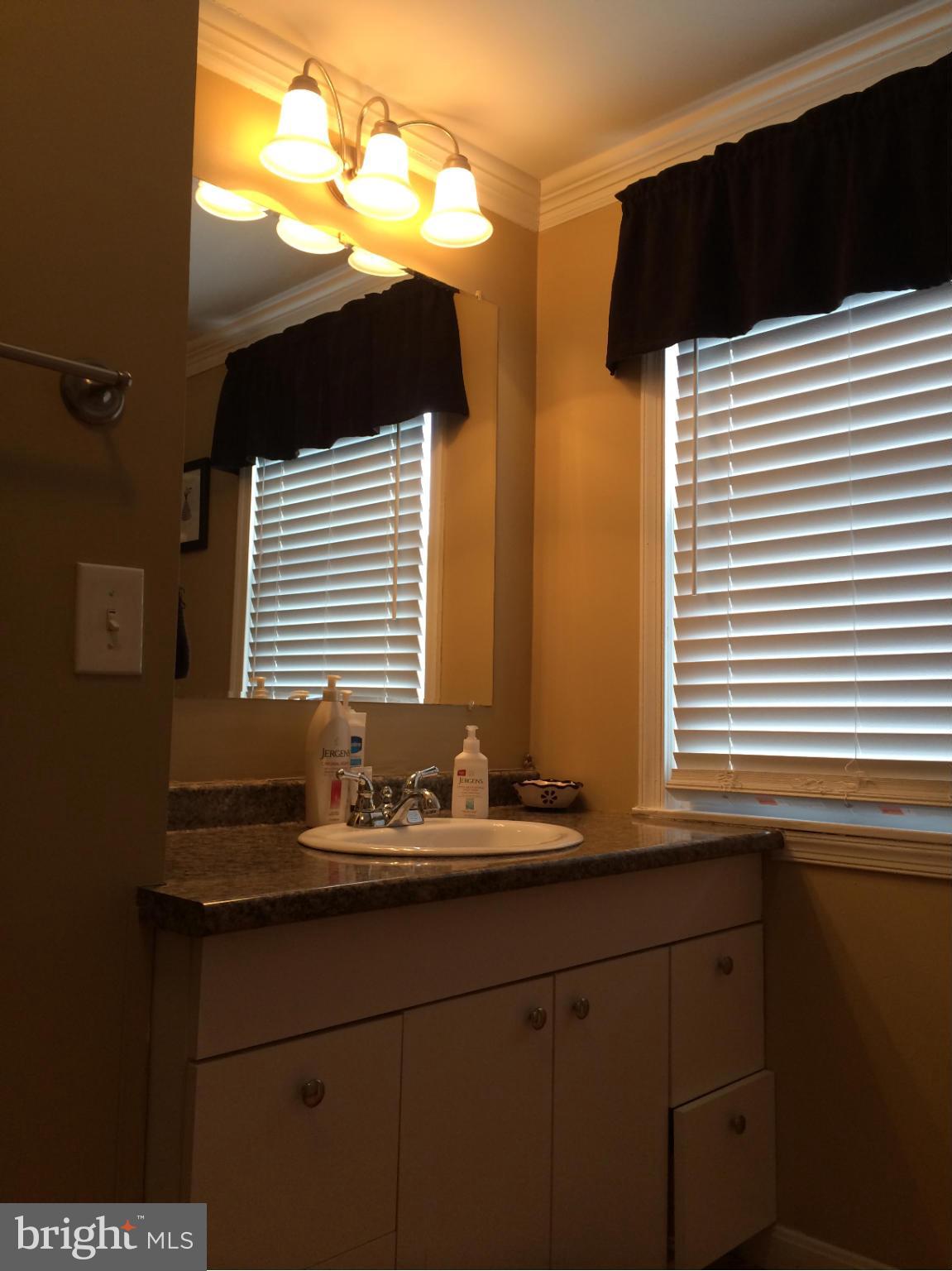 INVERNESS - Residential Lease