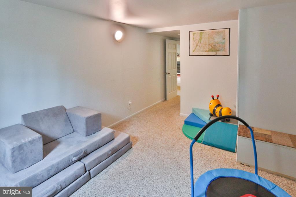 ROSS COVE - Residential