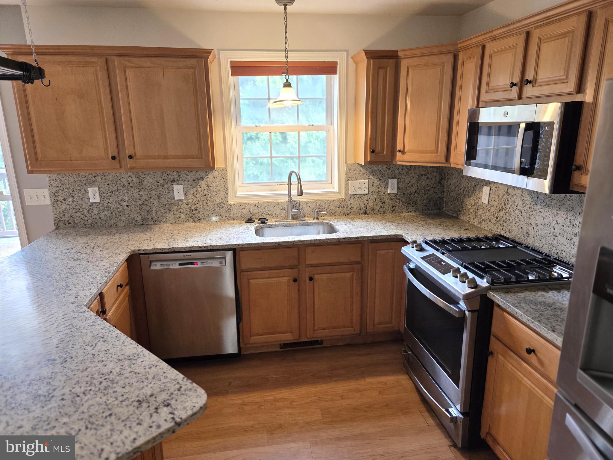 IVY RIDGE - Residential